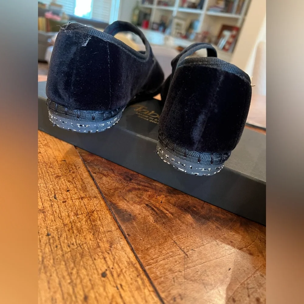 Black Velvet Flats with Strap - Picture 9 of 9